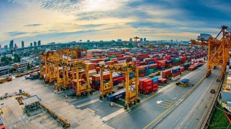 Büyüme % 7'yi geçer