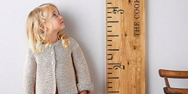 Büyüme hormonu eksikliği neden kaynaklanır?