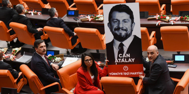 ‘Buyurun dokunulmazlığı kaldırdık’ deyin! Batsın sizin Can Atalay sahtekarlığınız!