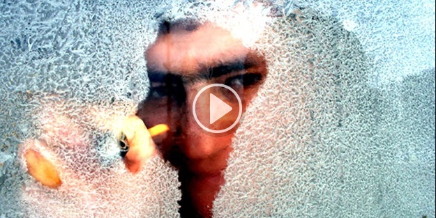 Buz tutan araba camı nasıl temizlenir?