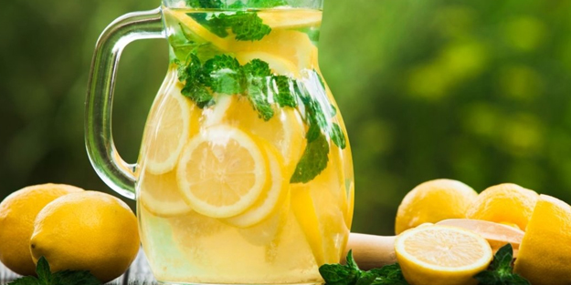 Buzluk limonatası (Kesinlikle acı olmuyor)! Aşçılar meğer böyle yapıyormuş: Evde herkes beğenecek, bunu konuşacak