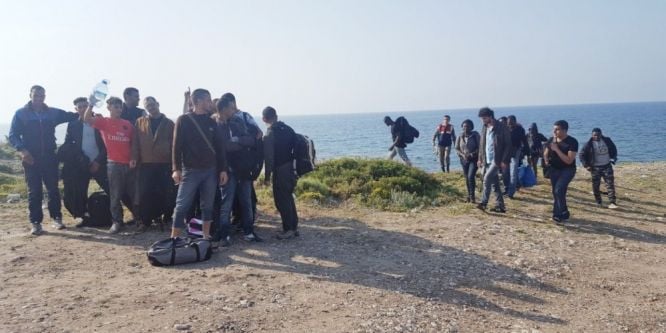 Yurtdışına kaçmaya çalışan 172 göçmen yakalandı