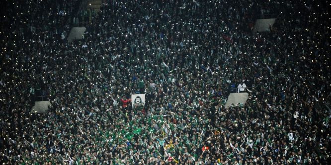Bursasporlu taraftarlar Beşiktaş maçına yoğun ilgi gösteriyor