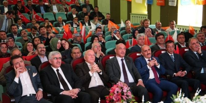 AK Parti İl Danışma Meclisi yapıldı
