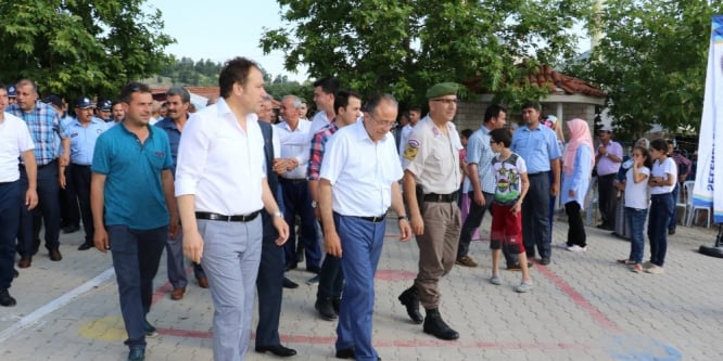 Selendi’de kiraz festivali