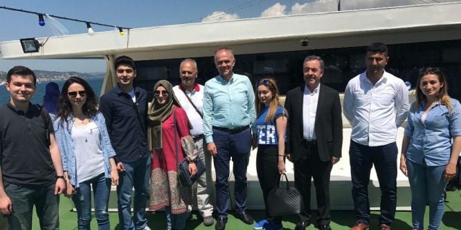 Öğrenciler İstanbul’un tarihi ve turistik yerlerini gezdi