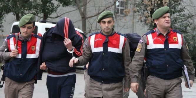 Samsun'da demir direk hırsızlığına 2 gözaltı