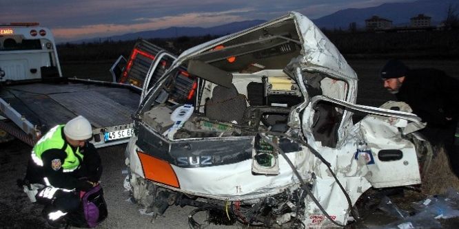 Kazada ağır yaralanan sürücü hayata tutunamadı