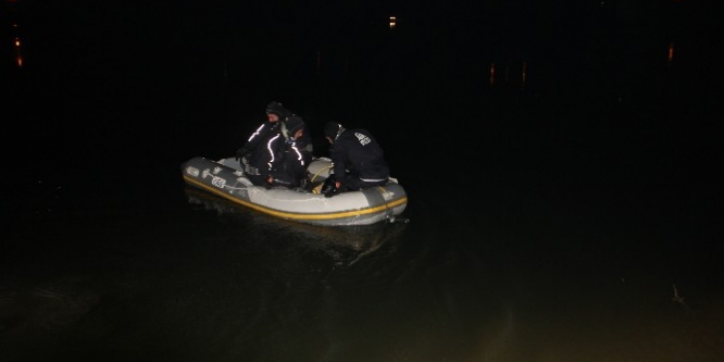 Çorum'da buz tutan barajda kayboldu