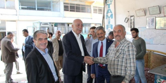 Başkan Seyfi Dingil esnafa EVET'i anlattı