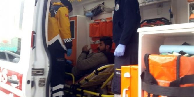 İki grup arasında bıçaklı kavga: 1 yaralı