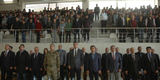 İpekyolu Belediyesinden 154 okula spor malzemesi