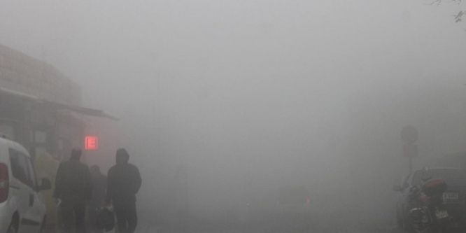 Görüş mesafesi 10 metreye kadar düştü