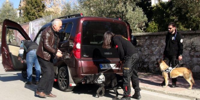 Muğla polisi zehir tacirlerine geçit vermiyor