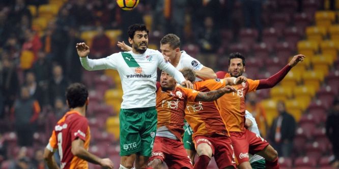 Timsah ağır yenilgiyi unutturmak istiyor