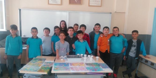 Balyalı öğrenciler ebru sanatı ile tanıştı