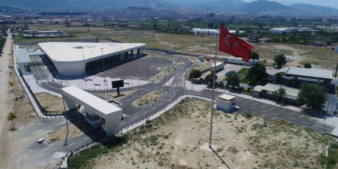 Alaşehir’in yeni terminali açılış için gün sayıyor