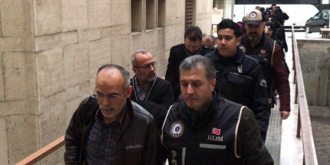 Bursa’da FETÖ/PDY üyesi okul yöneticileri ve öğretmenler tutuklandı