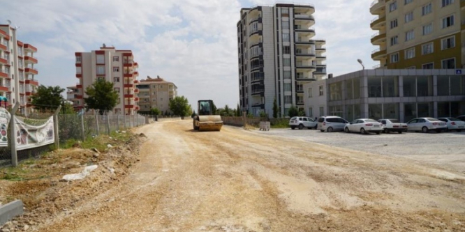 Petrol Caddesine bağlanan yollarda asfalt çalışması yapıldı