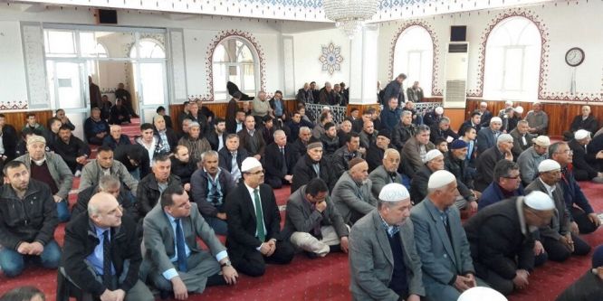 Alaçam’da şehit polisler için mevlit okutuldu