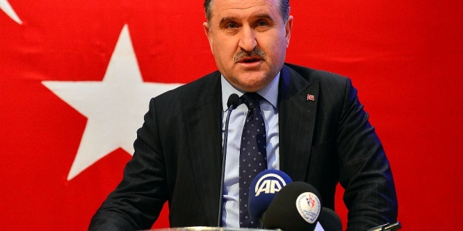 Osman Aşkın Bak, ENKA ödül törenine katıldı