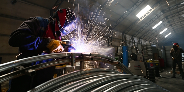 Çadır üreticileri deprem bölgesi için yoğun mesaide!