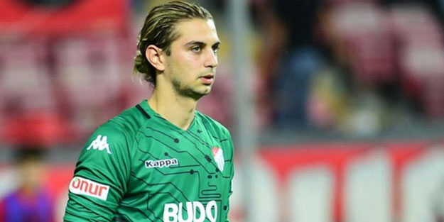 Çağlar Şahin Akbaba, Süper Lig ekiplerinden Gaziantep Futbol Kulübü ile anlaştı