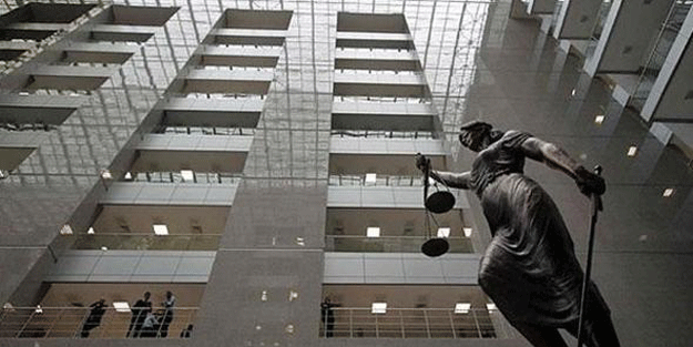 Çağlayan Adliyesi’nde bankamatik skandalı… Maaşını çeken personele şok!