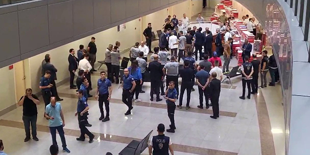 Çağlayan Adliyesi'nde intihar! Tutuklandığını öğrenince 6. kattan atladı