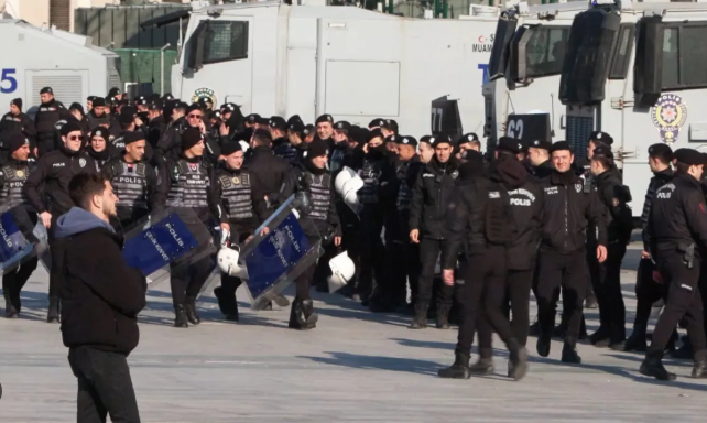 Çağlayan’da Alarm! Saran adliyeye gelmeden TOMA’lar dizildi. Bu sabah olağanüstü hareketlilik var