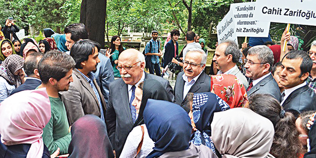 Cahit Zarifoğlu rahmetle anıldı