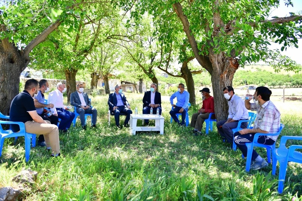 Çakır ve Çınar’dan kırsal mahallelere ziyaret 