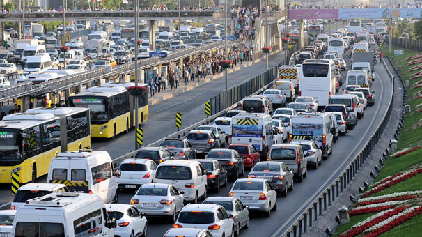 Çakırsoy: Trafik sigortası primlerinde zam yolda