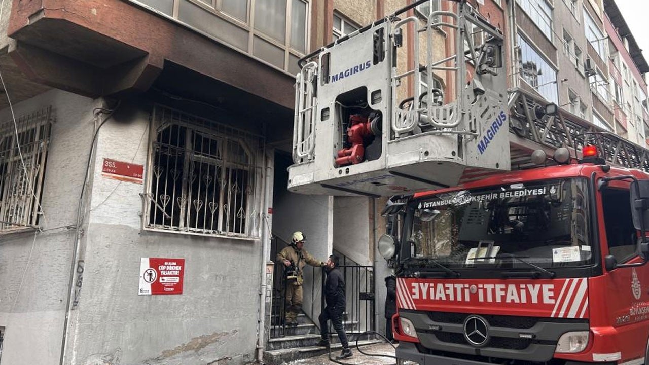 Çakmakla oynayan 5 yaşındaki çocuk evi yaktı