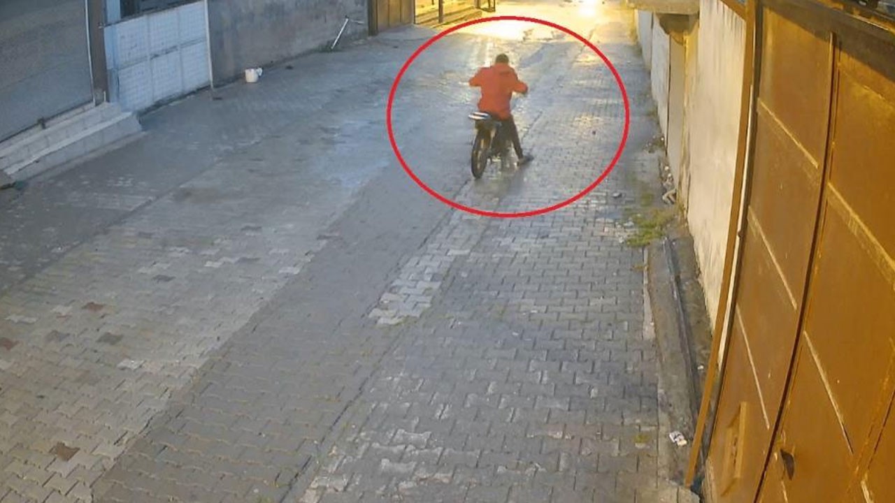 Çaldığı motosiklet arızalanınca bakın ne yaptı