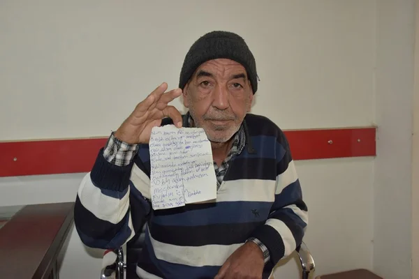 Çaldığı paranın 50 bin lirasını geri getirdi! Hırsızın yazdığı not şok etti! 