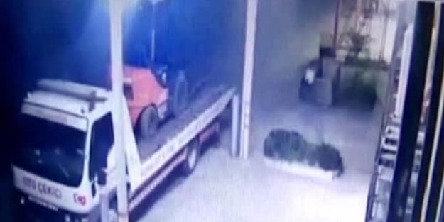 Çaldıkları aracı polise satmaya çalışınca...