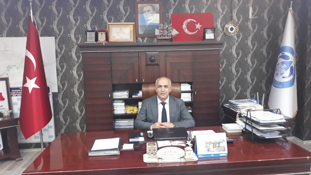 Çaldıran Belediye Başkanı Ensari’den İdlib mesajı 