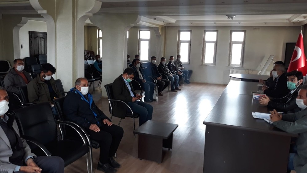 Çaldıran Belediyesi araçlarının bakımını yaparak tasarruf sağlayacak 