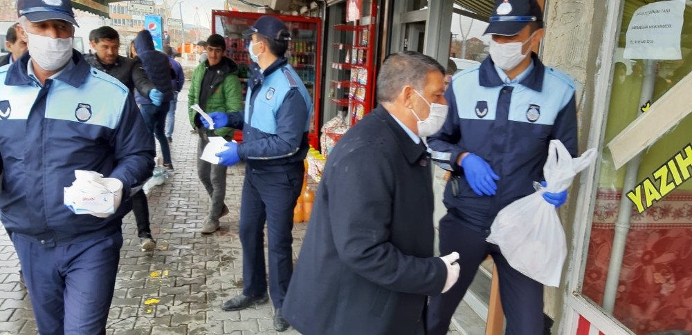 Çaldıran Belediyesinden korona virüs denetimi 