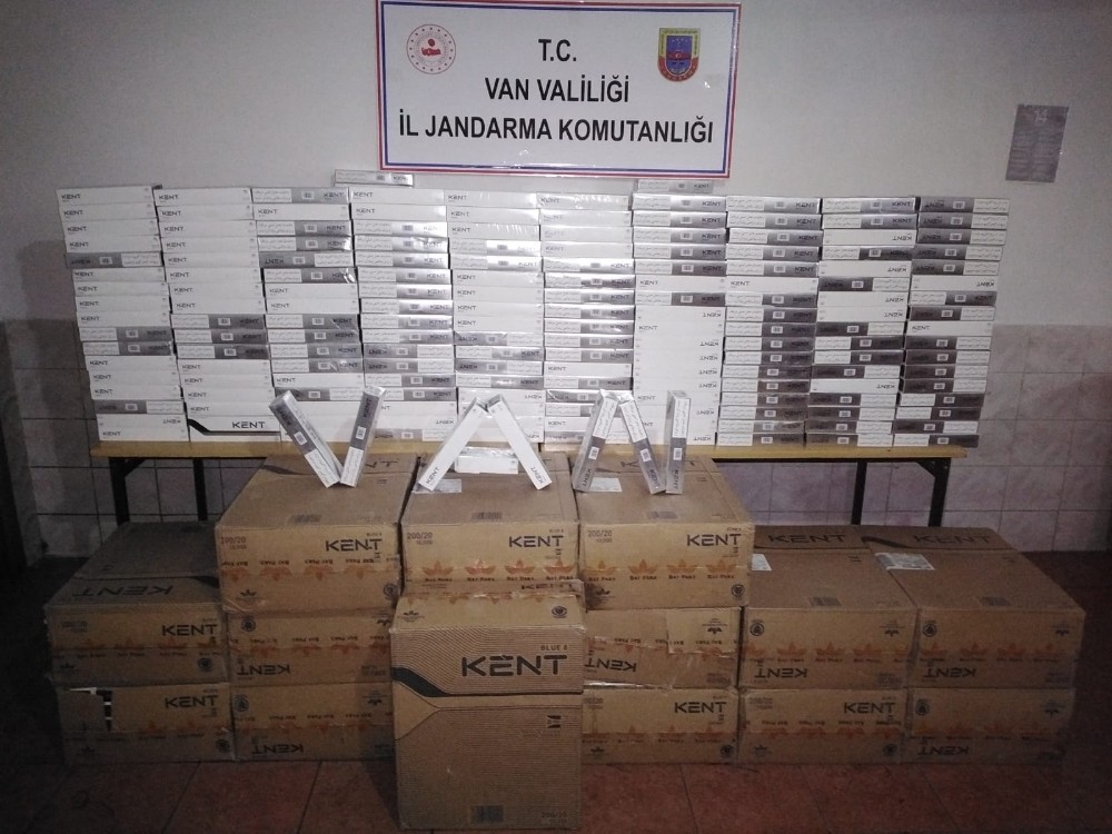 Çaldıran’da 18 bin paket kaçak sigara ele geçirildi 