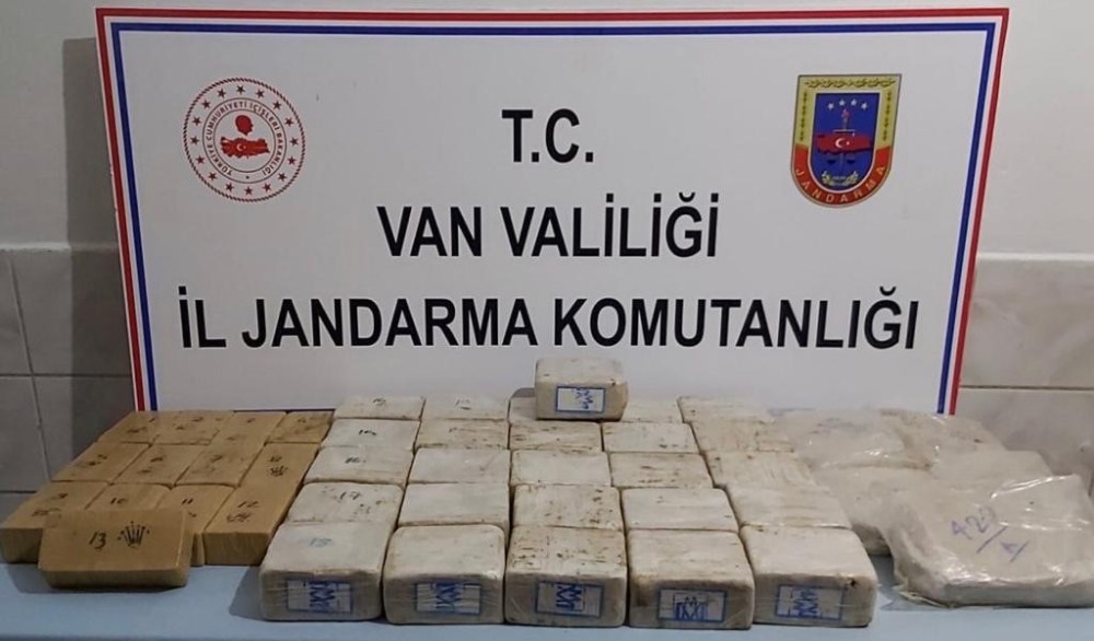 Çaldıran’da 39 kilo eroin ele geçirildi 