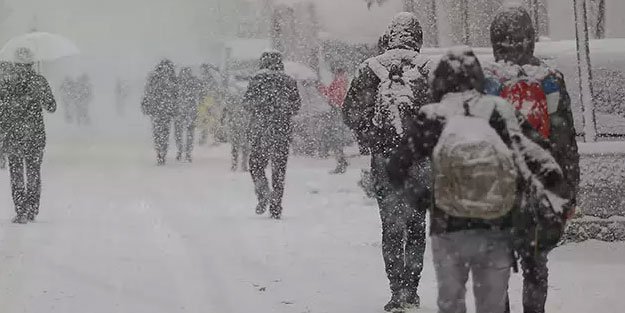 Çaldıran'da taşımalı eğitime ara