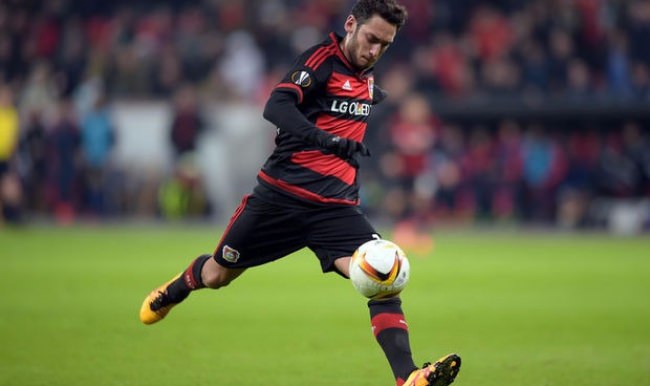 Çalhanoğlu'nun acı kaybı!