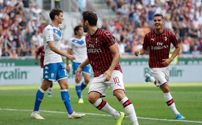 Çalhanoğlu'nun golü Milan'a galibiyeti getirdi