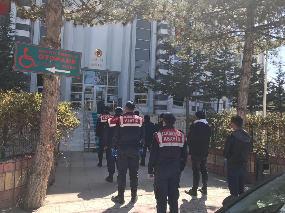 Çalınan hayvanlar sahibine teslim edildi 