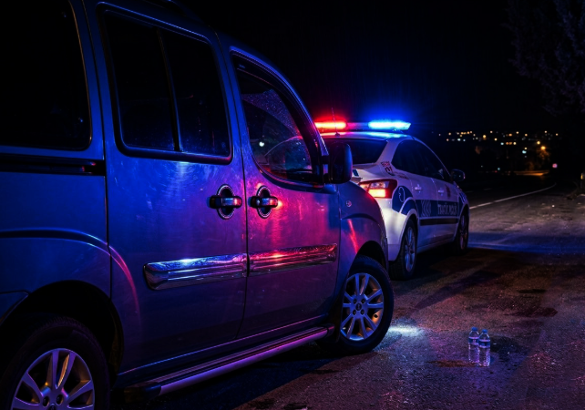 Çalıntı araç yakalandı, sürücüsü alkollü çıktı