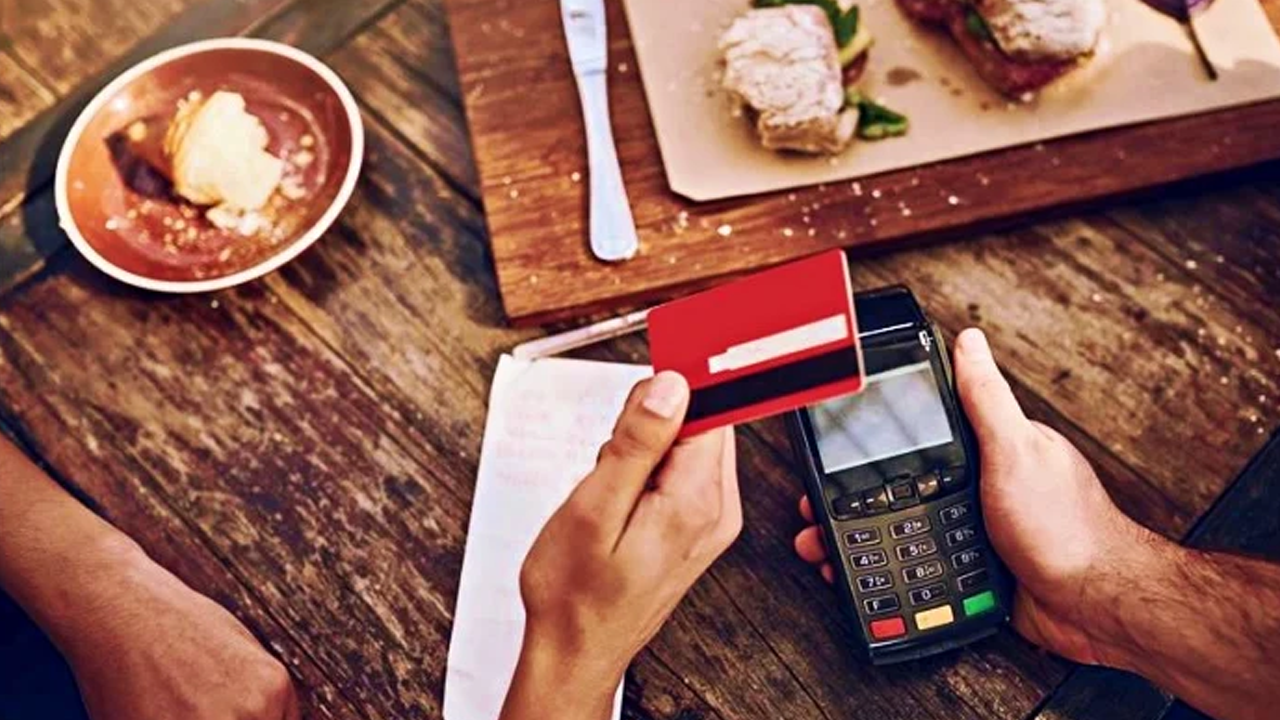 Çalışanlar dikkat: Dört yemek kartı şirketine soruşturma!