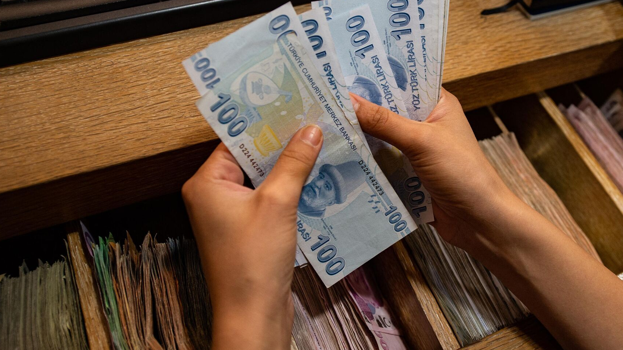 Çalışanları ilgilendiriyor: Bu şekilde hareket eden erken emekli olur!