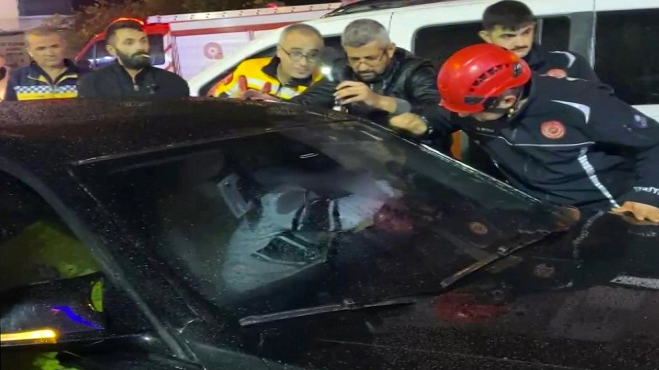 Çalışır haldeki araçta uyuya kalınca olanlar oldu!